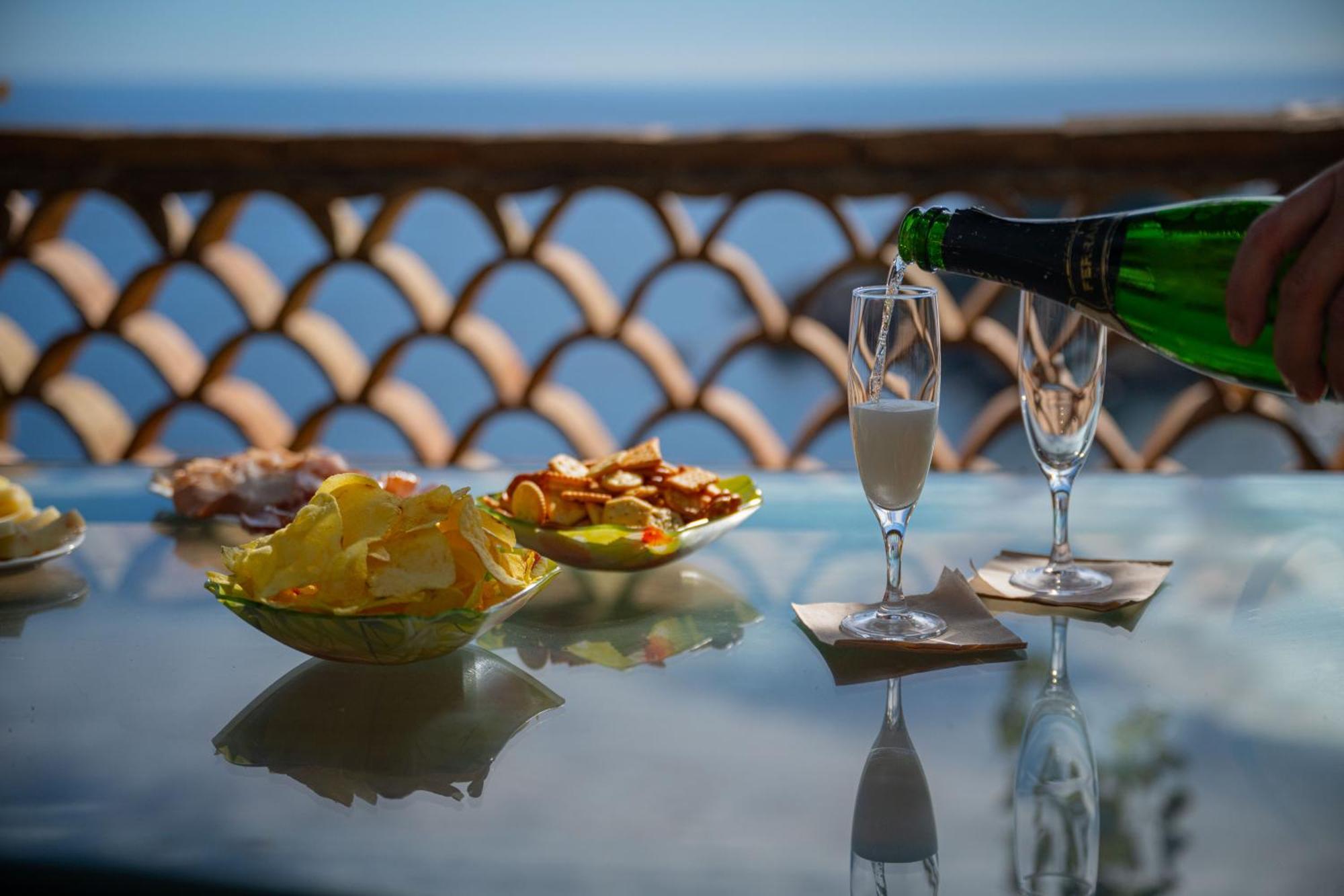 Mendolia Beach Hotel Taormina Ngoại thất bức ảnh