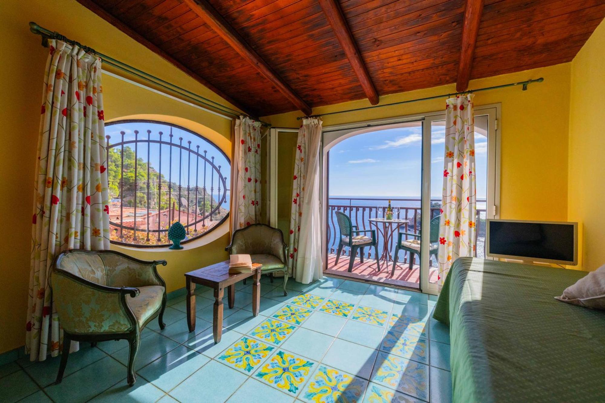 Mendolia Beach Hotel Taormina Ngoại thất bức ảnh