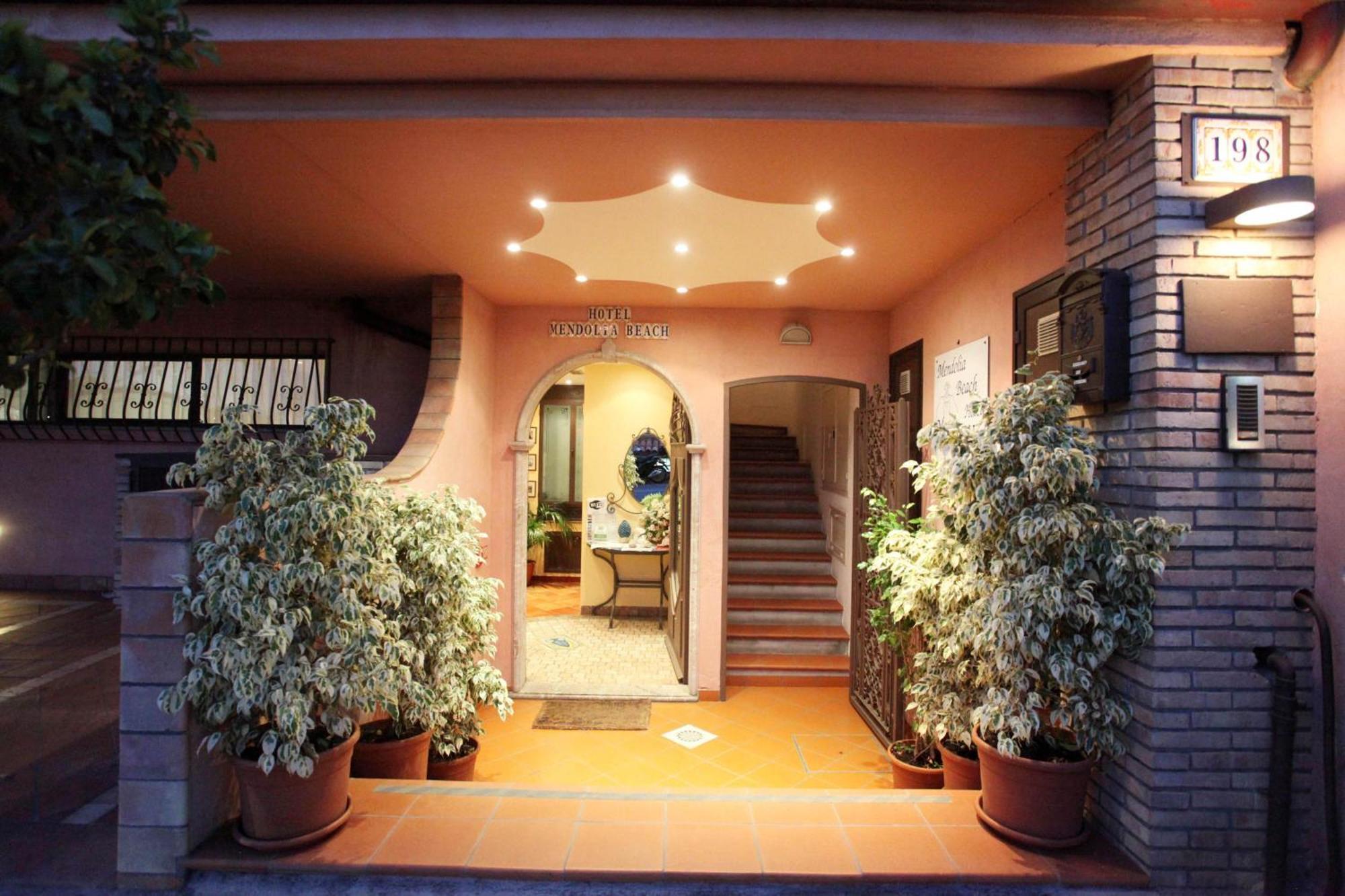 Mendolia Beach Hotel Taormina Ngoại thất bức ảnh