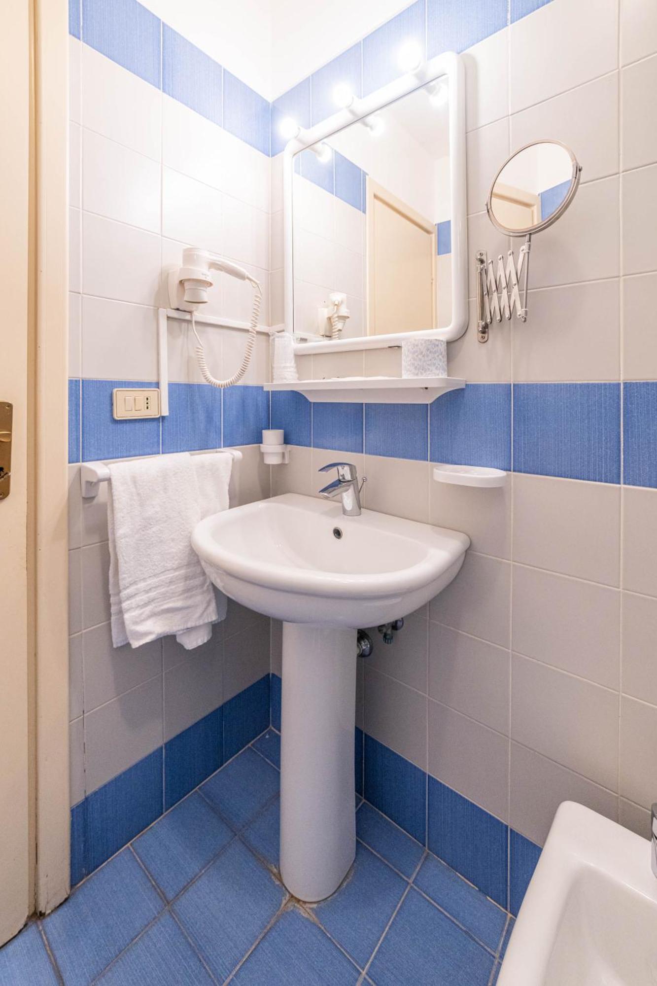 Mendolia Beach Hotel Taormina Phòng bức ảnh